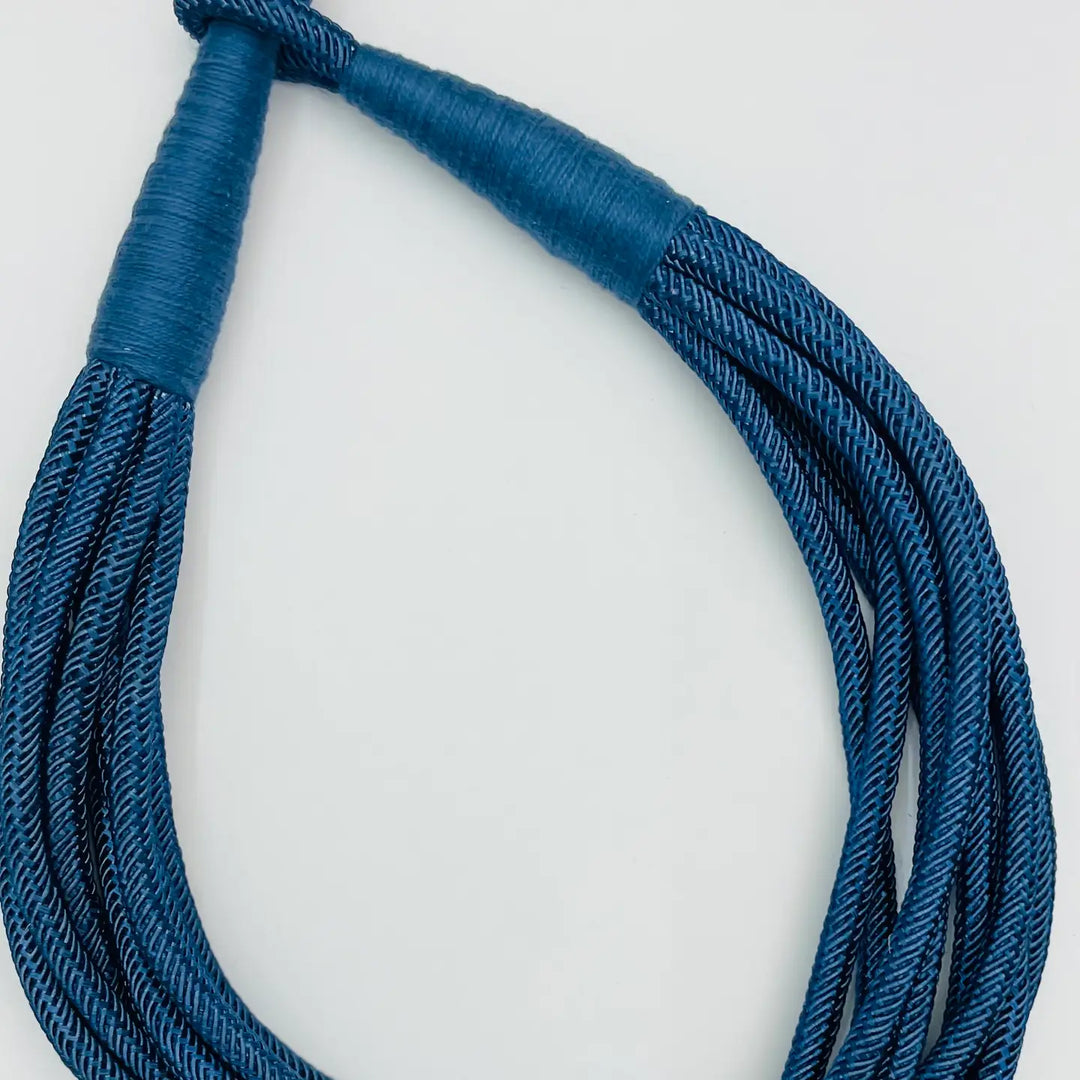 women's rope slub navy blue chunky necklace up close