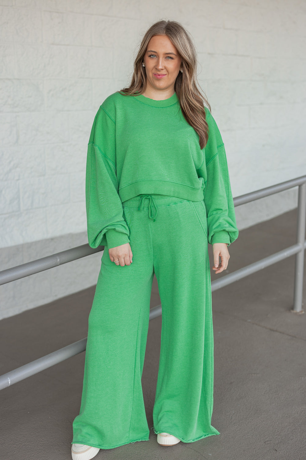 women&#39;s green wide leg lounge pants matching set
